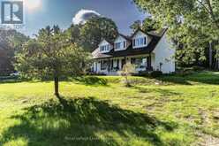 135 DOUGLAS STREET | Gravenhurst Ontario | Slide Image One