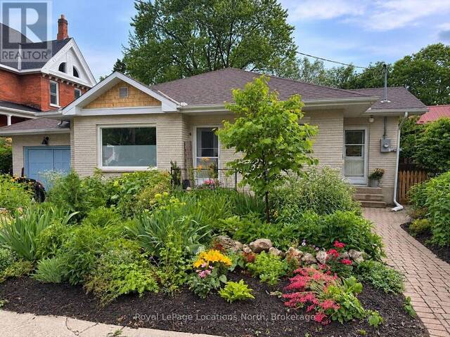280 MAPLE STREET Collingwood Ontario, L9Y 2R4 - 3 Bedrooms Home For Sale