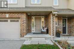 46 JEFFREY DRIVE | Guelph Ontario | Slide Image Eleven