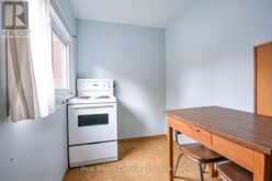 22 OAKWOOD AVENUE | Tiny Ontario | Slide Image Thirty-one