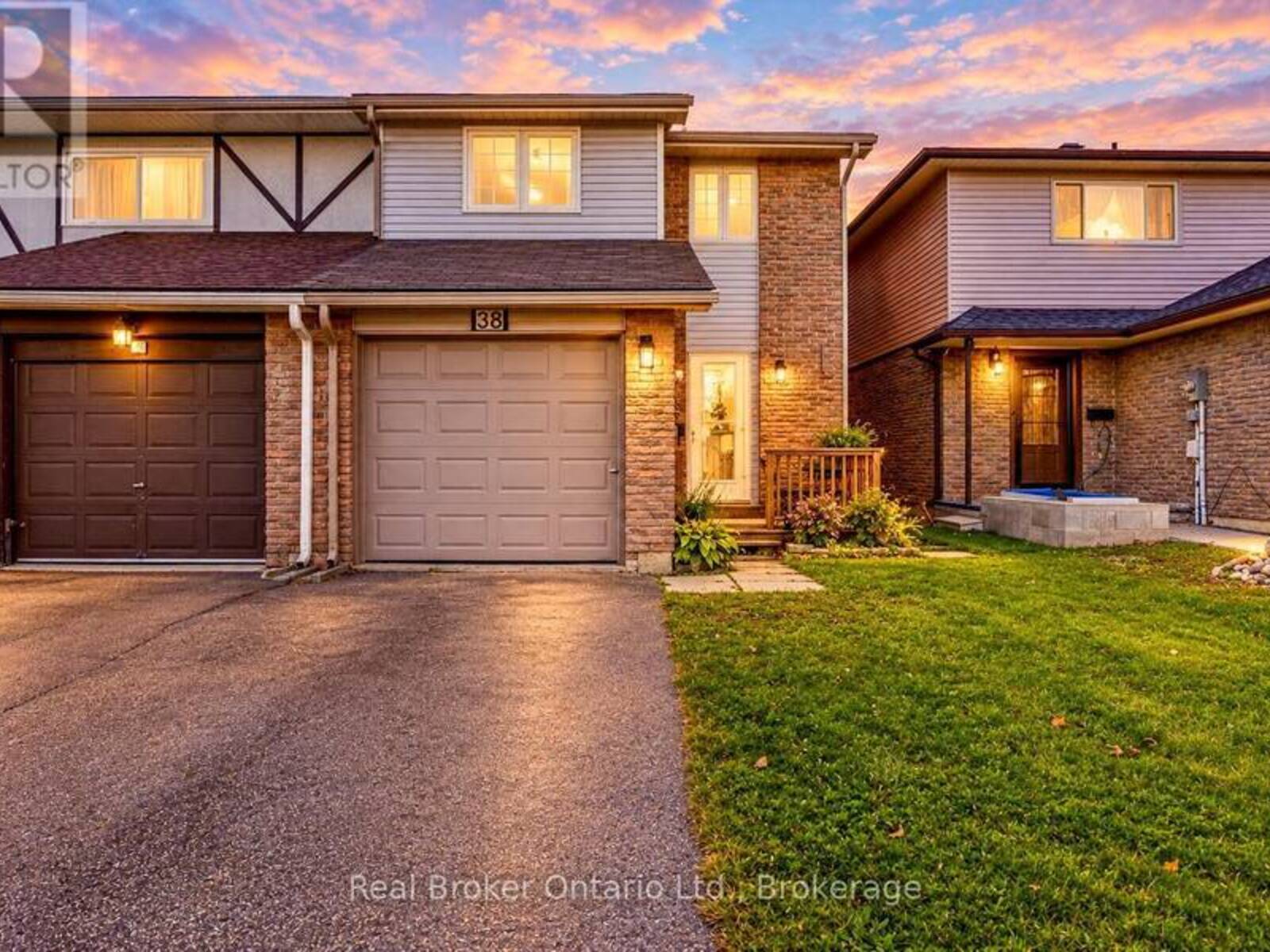 38 CHRISTIE CRESCENT, Barrie, Ontario L4N 4W8