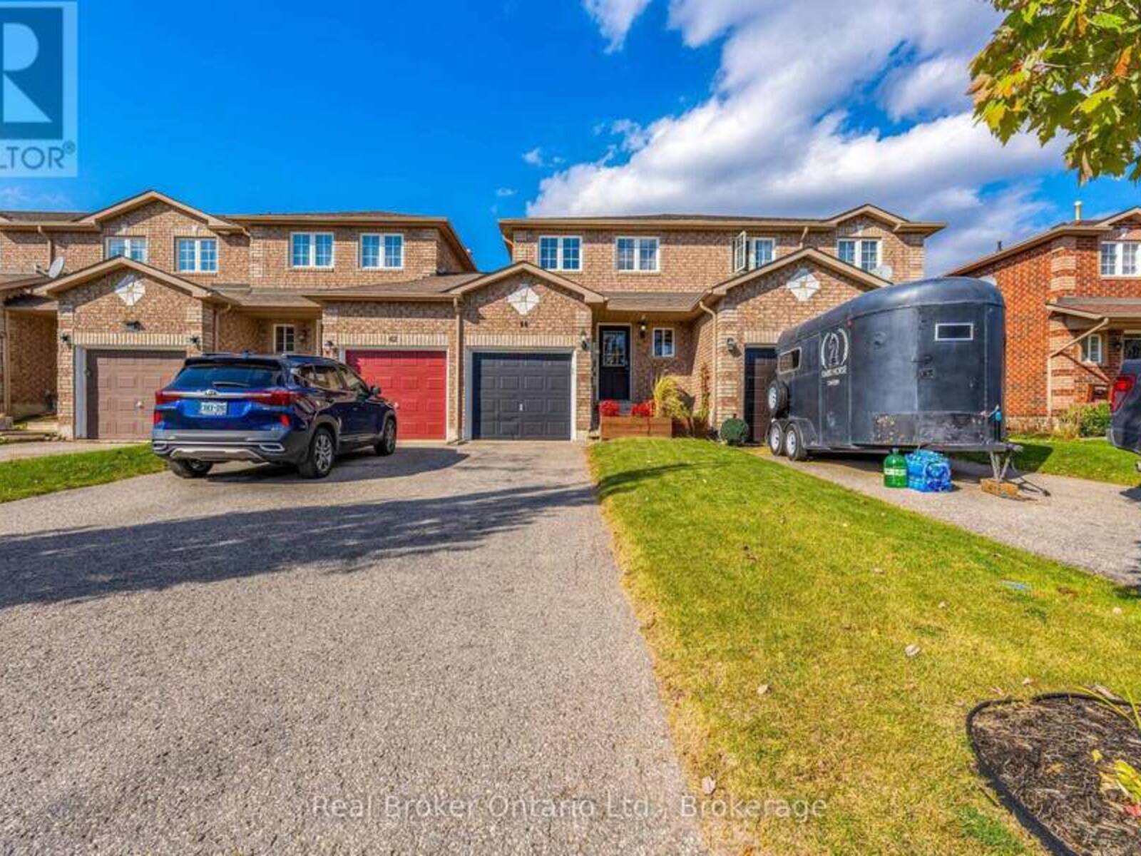 44 MONARCHY STREET, Barrie, Ontario L4M 7K1