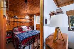 382 EAGLE ROAD | Tobermory Ontario | Slide Image Twelve