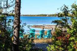 382 EAGLE ROAD | Tobermory Ontario | Slide Image Four