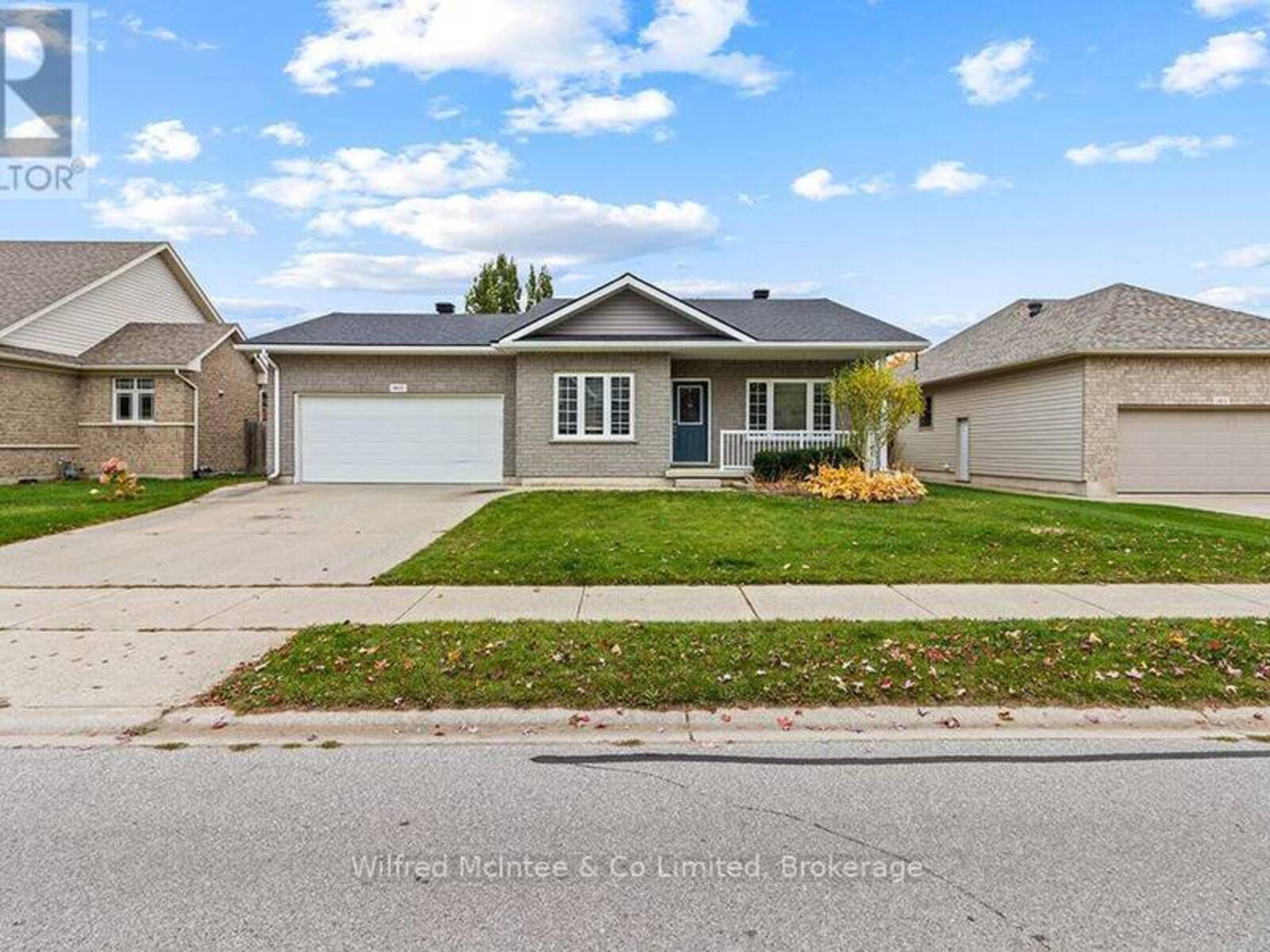 967 HIGHLAND STREET, Port Elgin, Ontario N0H 2C2
