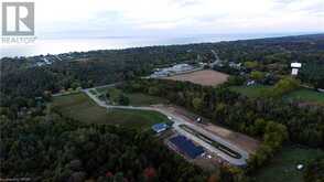 25 DEER RIDGE Lane | Bayfield Ontario | Slide Image Eight