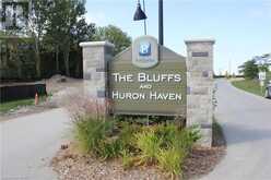 9 BLUFFS VIEW Boulevard | Huron Haven Ontario | Slide Image Thirteen