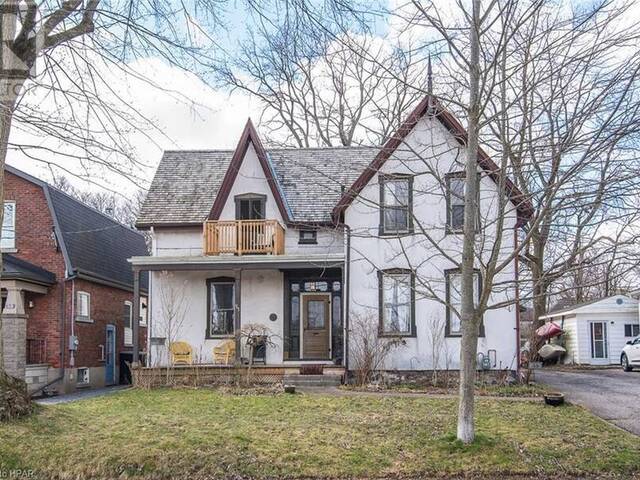 55 DALY AVE Avenue Stratford Ontario, N5A 1B7