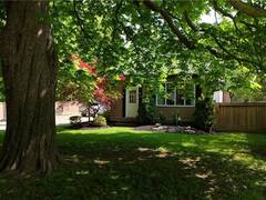 38 MAIN Street S Bayfield Ontario, N0M 1G0