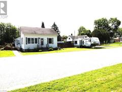 9 WILLIAM Street Egmondville Ontario, N0K 1G0