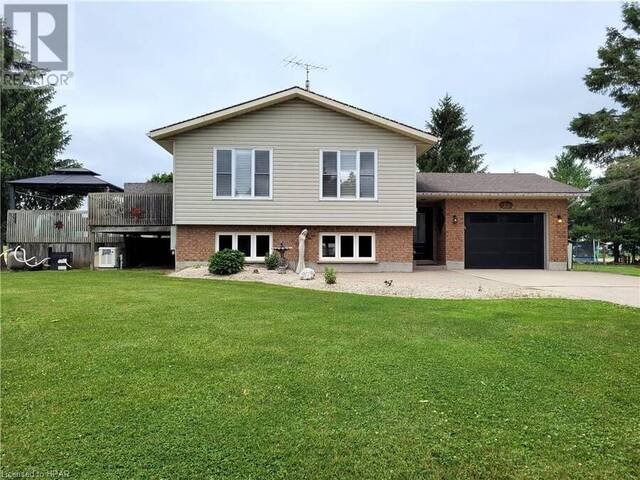 20 CRAWFORD Street North Huron Ontario, N0G 2W0