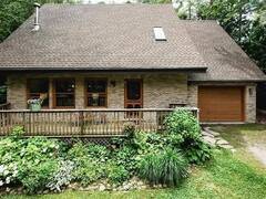 21 GEORGE Street Bayfield Ontario, N0M 1G0