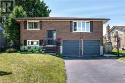 139 BRAEMAR Crescent | Stratford Ontario | Slide Image Two