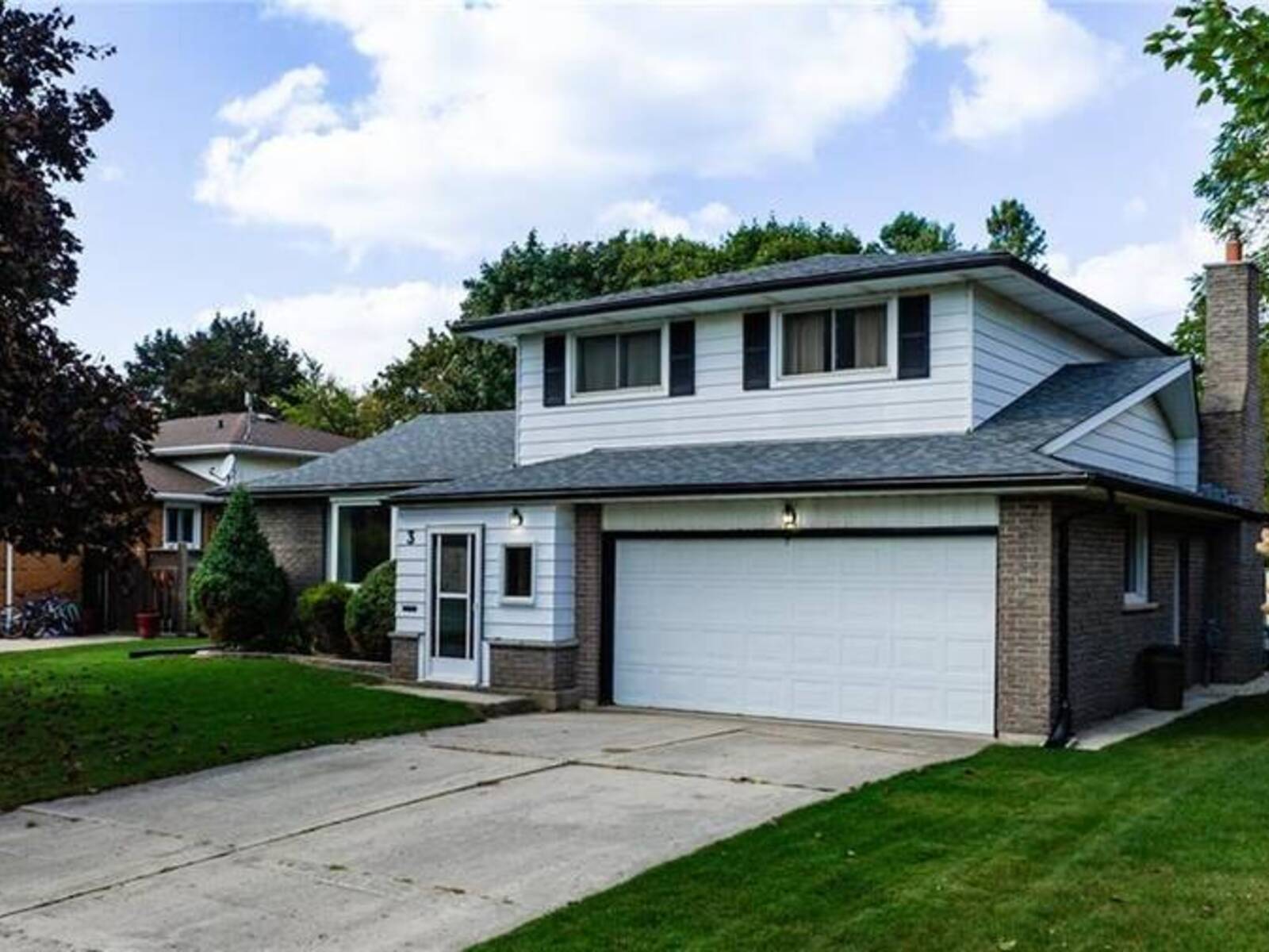 3 SPARLING Crescent, St. Marys, Ontario N4X 1A2