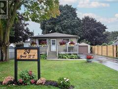 24 BROCK Street S St. Marys Ontario, N4X 1A3