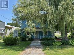 5 THE SQUARE Highway Bayfield Ontario, N0M 1G0