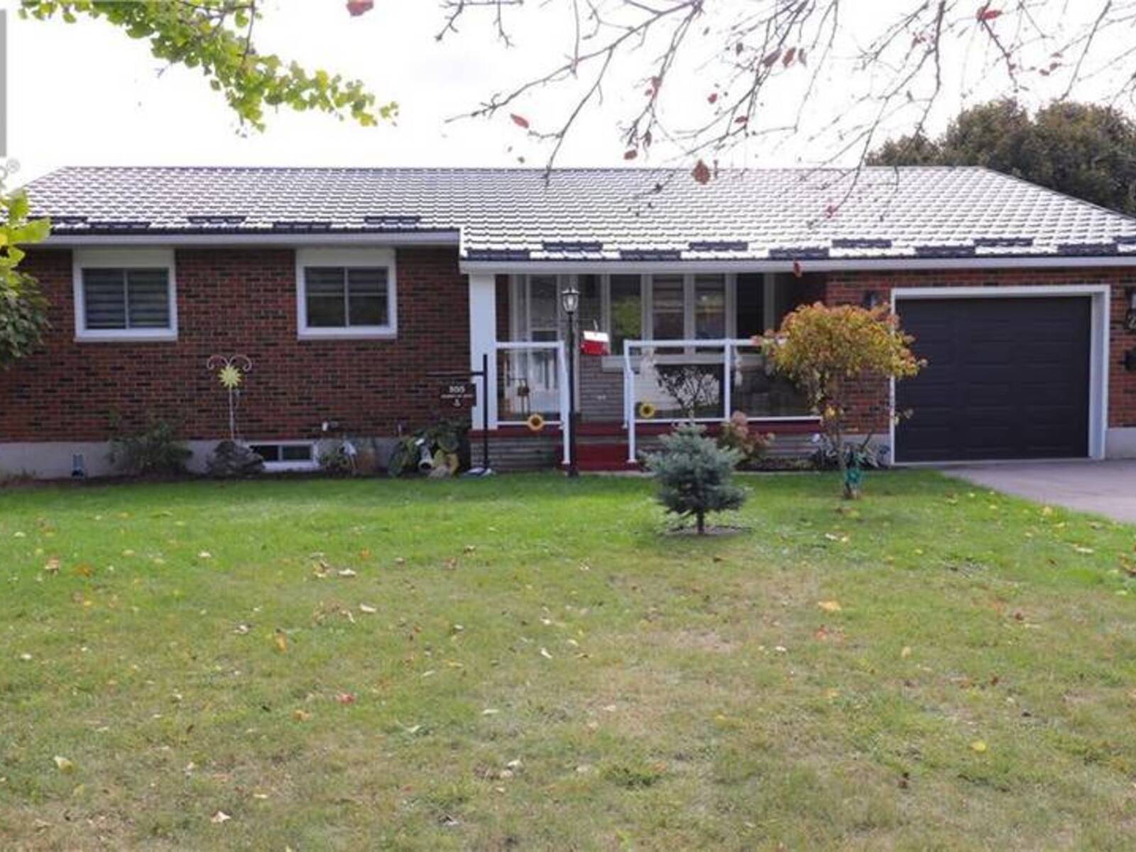 205 BENNETT Street W, Goderich, Ontario N7A 1X7