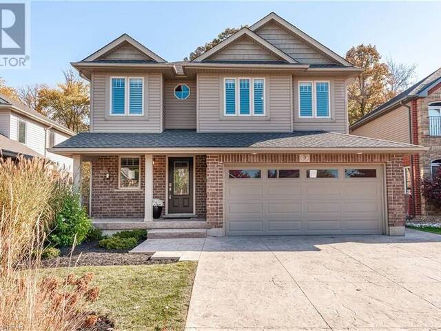 9 FAIRFIELD Drive Stratford Ontario, N5A 0A5