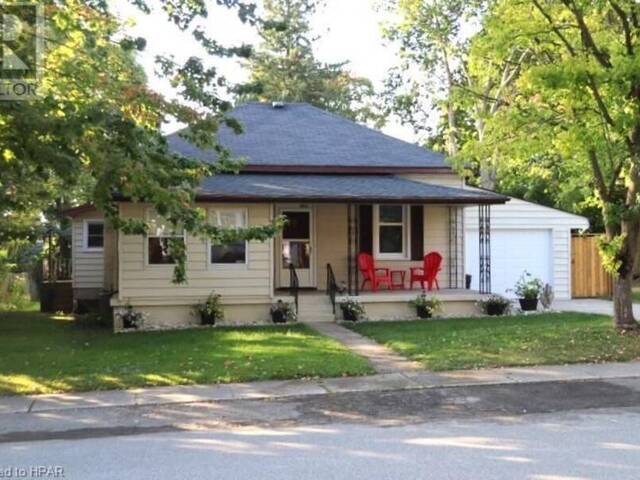 218 SHUTER Street Wingham Ontario, N0G 2W0