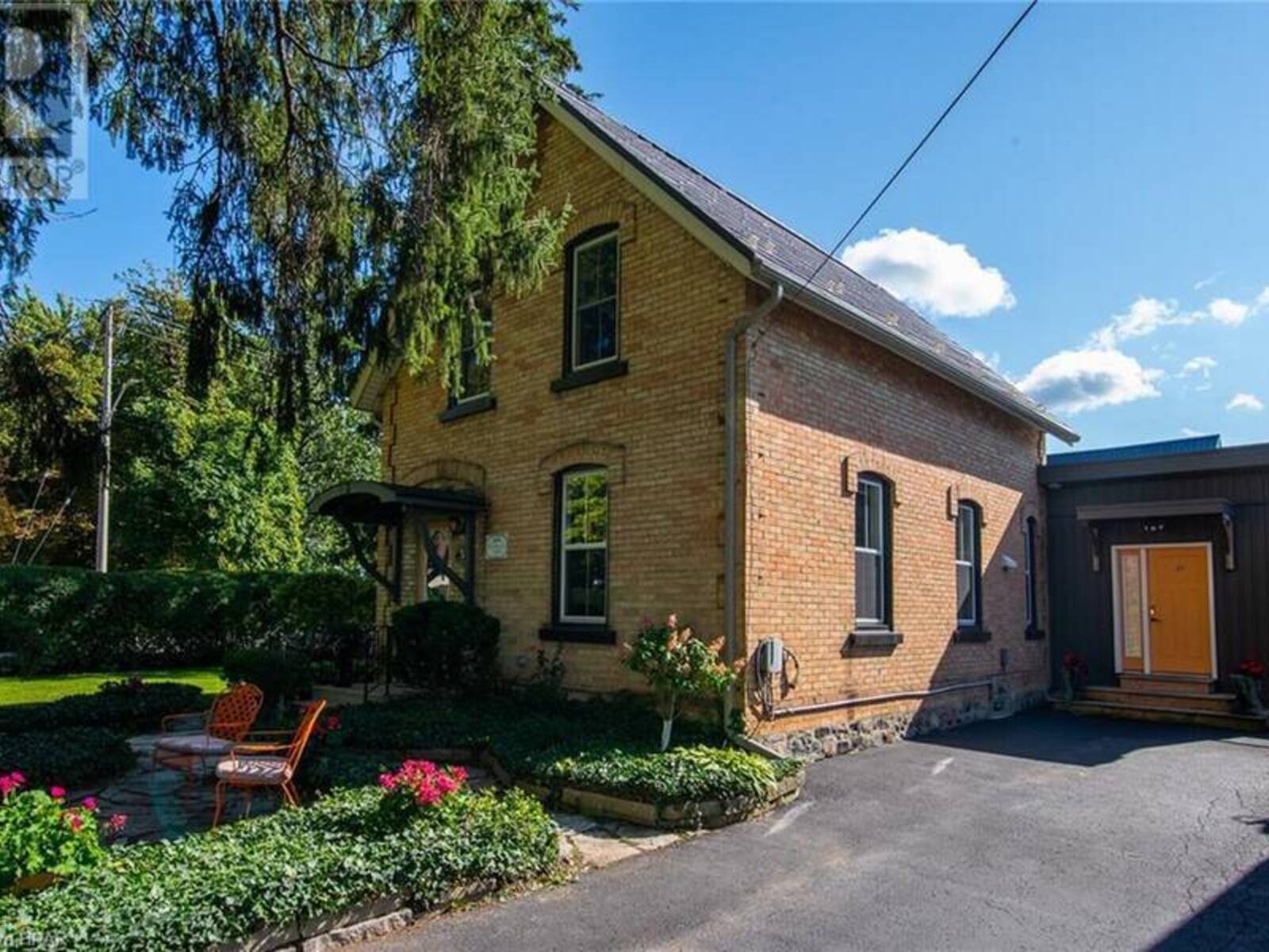 3 ELM Street, Stratford, Ontario N5A 1P6