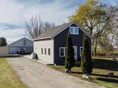 41581 SUMMERHILL Road Kinburn Ontario, N0M 1L0