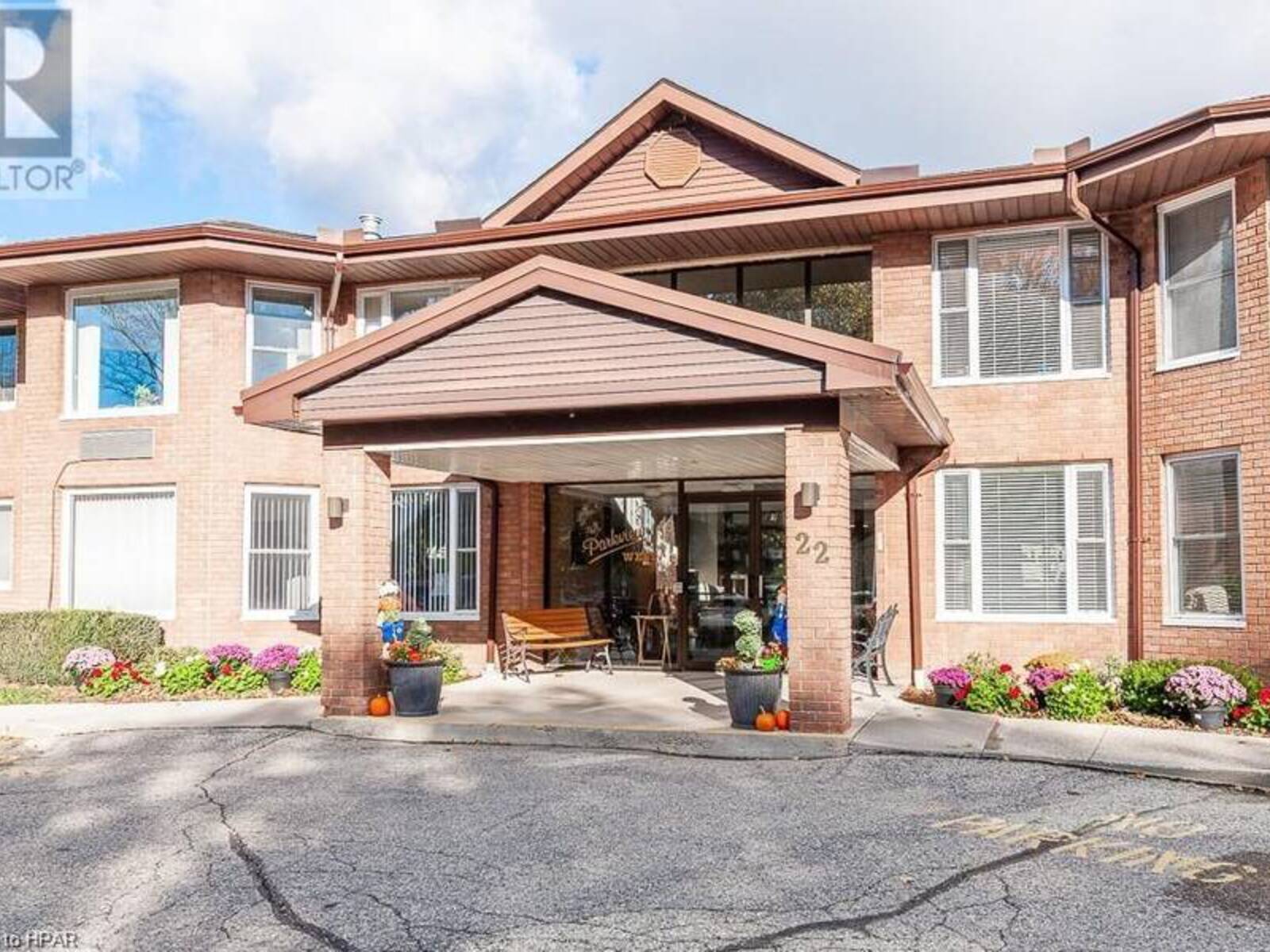 22 ST. ANDREW Street N Unit# 104, St. Marys, Ontario N4X 1C5