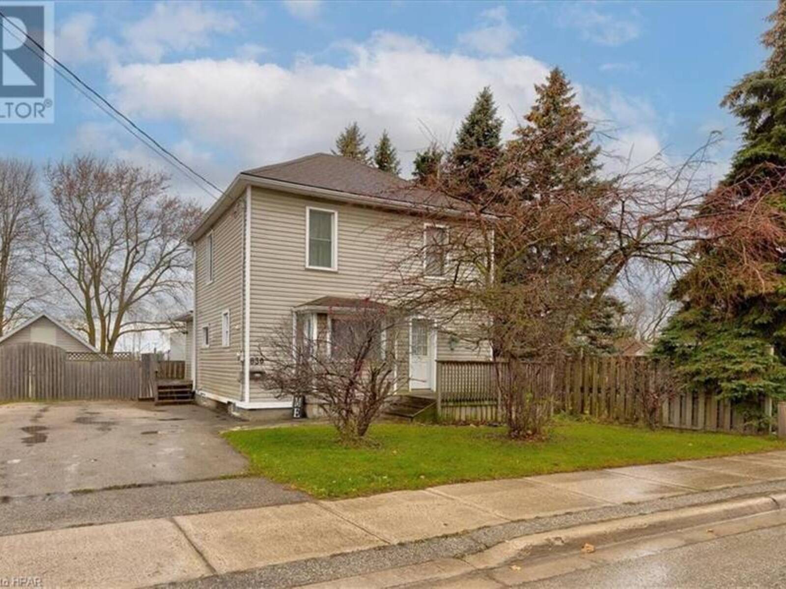 830 ELMA Street W, Listowel, Ontario N4W 1W9