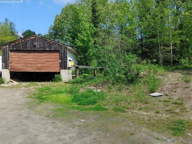 LT 11 RCP 5 LAKESHORE Drive North Bay Ontario, P1B 8Z4