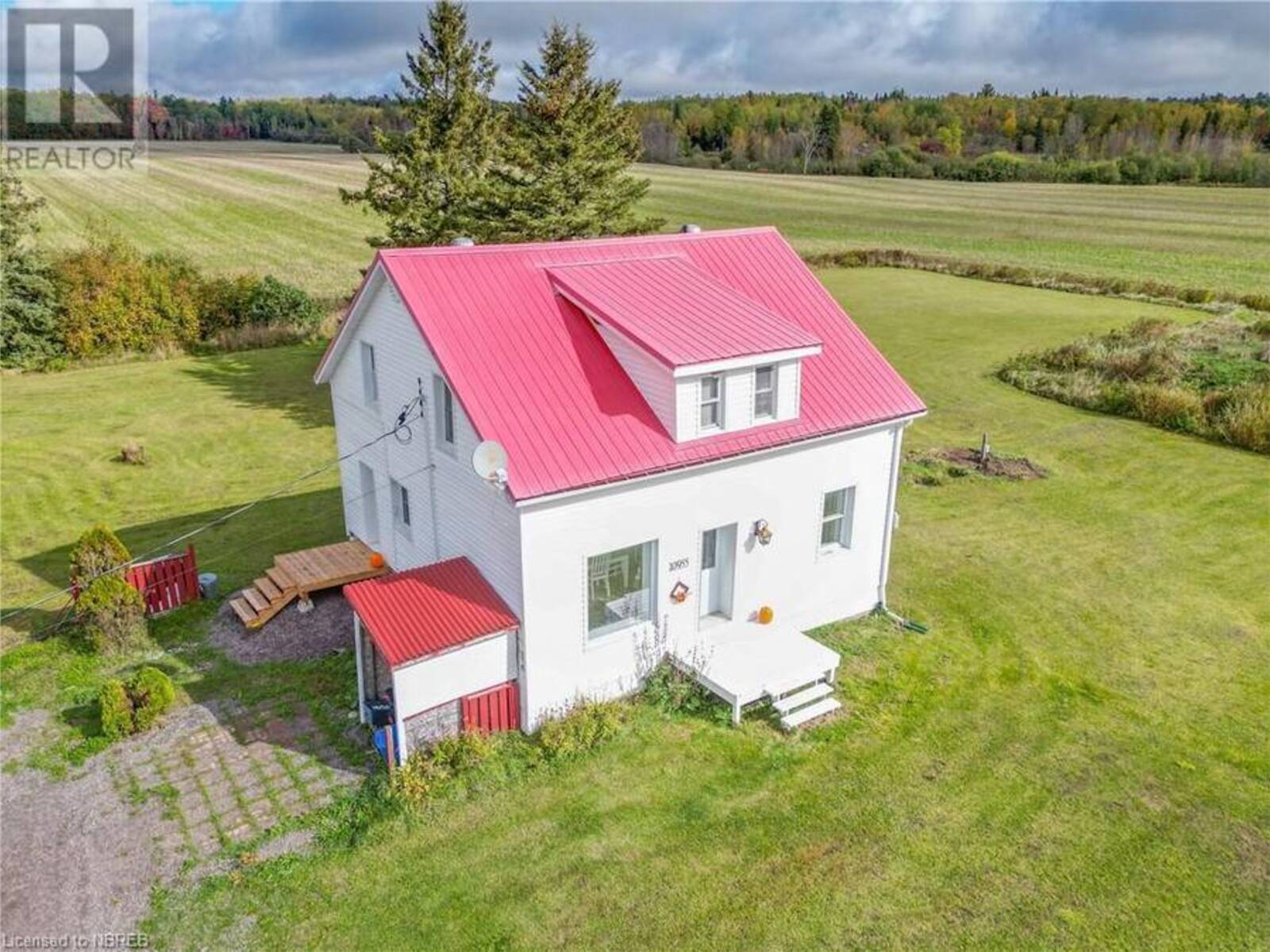 10955 HIGHWAY 17, Verner, Ontario P0H 2M0