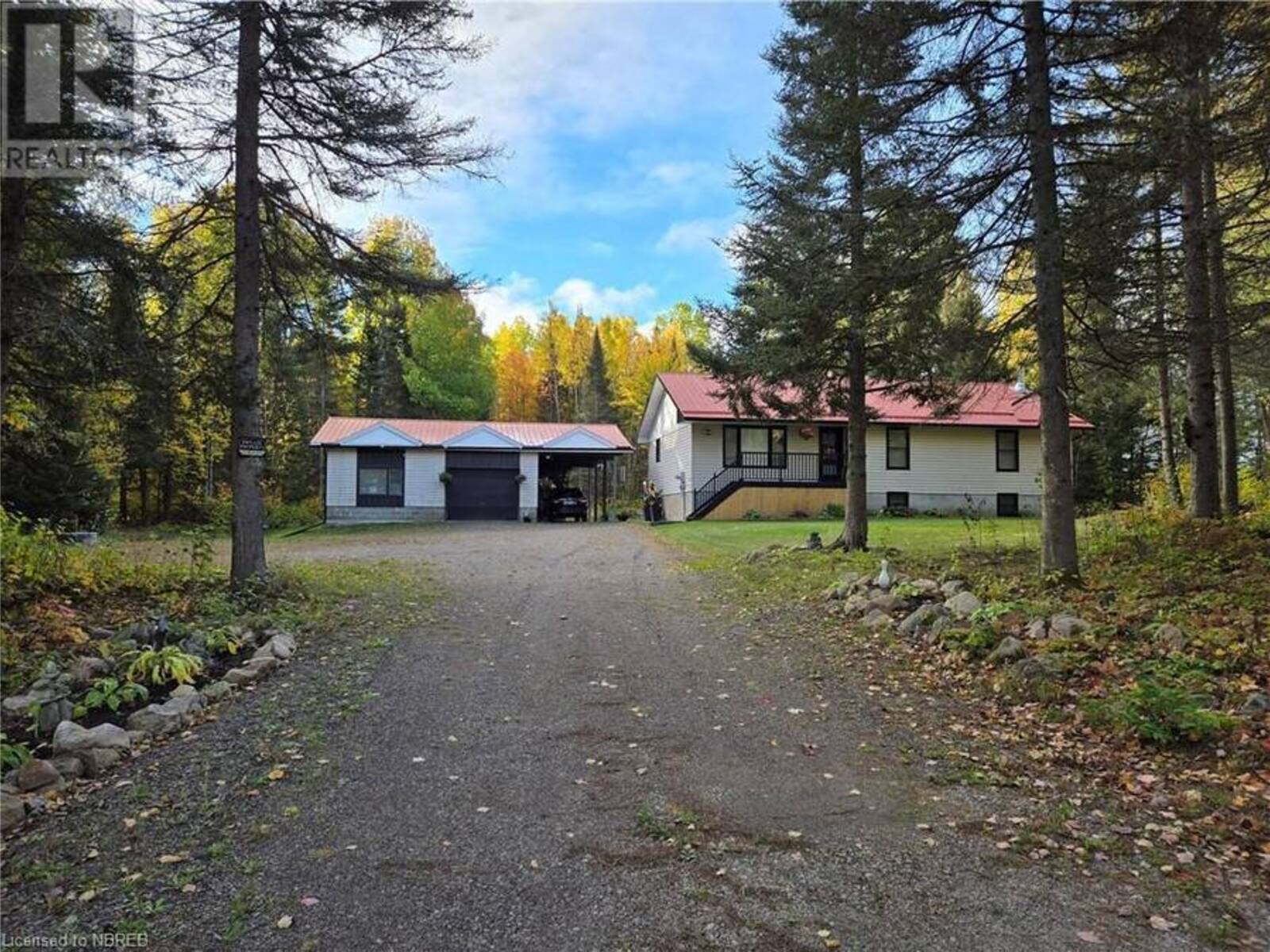 668 LAVIGNE Road, Corbeil, Ontario P0H 1K0