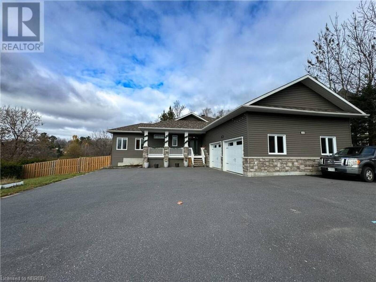 38 MARINE Drive, Callander, Ontario P0H 1H0