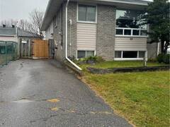 49 BEAVER Crescent North Bay Ontario, P1A 3N1