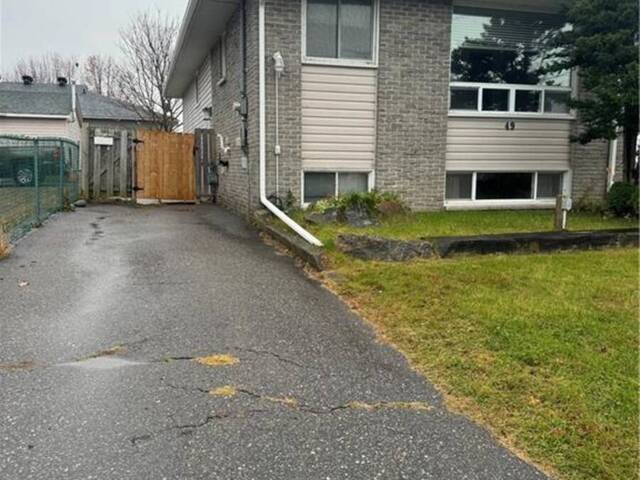 49 BEAVER Crescent North Bay Ontario, P1A 3N1