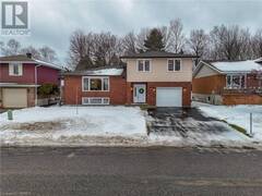 43 EGLEE Avenue North Bay Ontario, P1B 8Z8