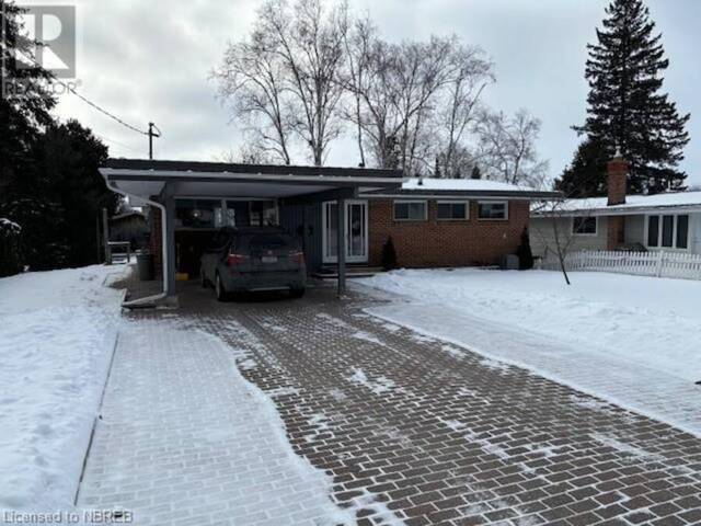 262 LEONARD Street North Bay Ontario, P1B 5K2