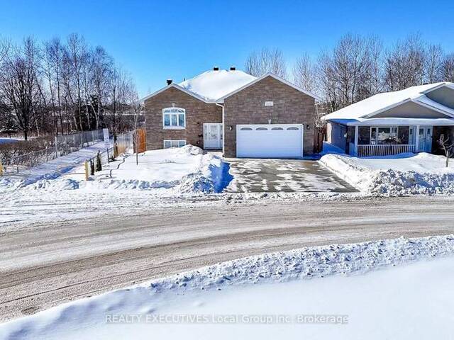 253 KINGSWAY AVENUE North Bay Ontario, P1B 7V5 - 4 Bedrooms Home For Sale