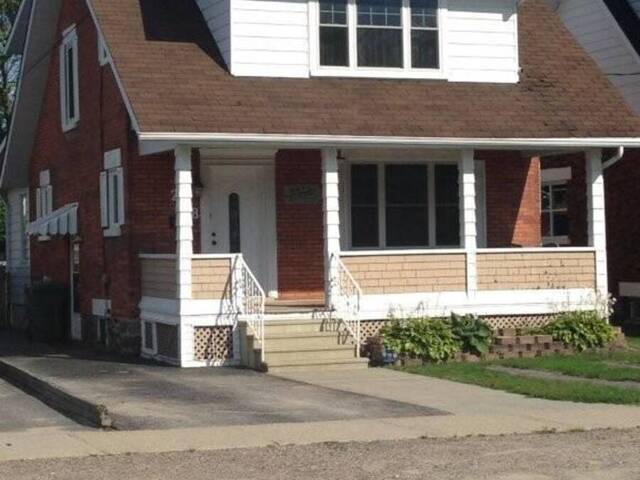 238 KING STREET W North Bay Ontario, P1B 5Z8 - 2 Bedrooms Home For Sale