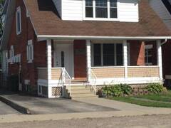 238 KING STREET W North Bay Ontario, P1B 5Z8