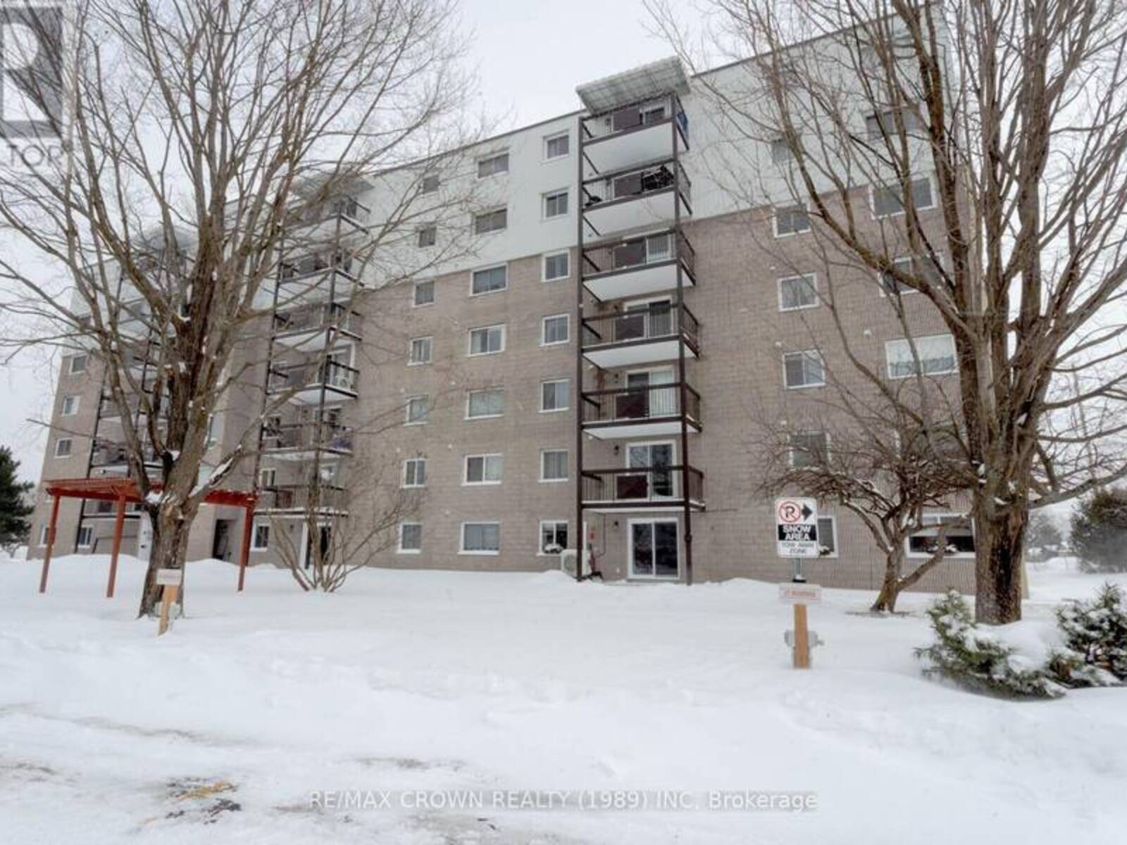 202 - 935 STOCKDALE ROAD, North Bay, Ontario P1B 9L7