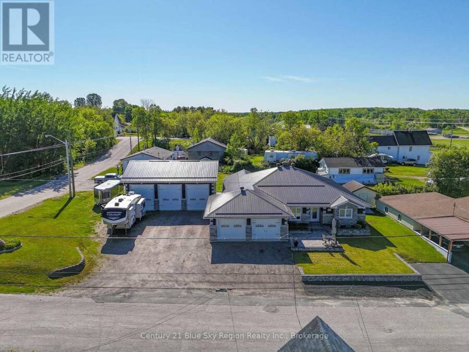 5 YOUNG STREET, West Nipissing, Ontario P0H 1G0