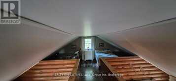 PT 127 ISLAND | Temagami Ontario | Slide Image Twenty-two