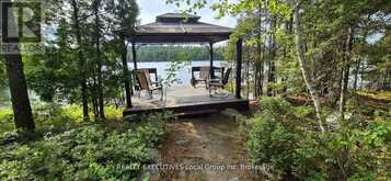 PT 127 ISLAND | Temagami Ontario | Slide Image Twenty-four