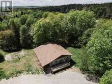 189 NORTH PICKEREL LAKE ROAD | Magnetawan Ontario | Slide Image Two