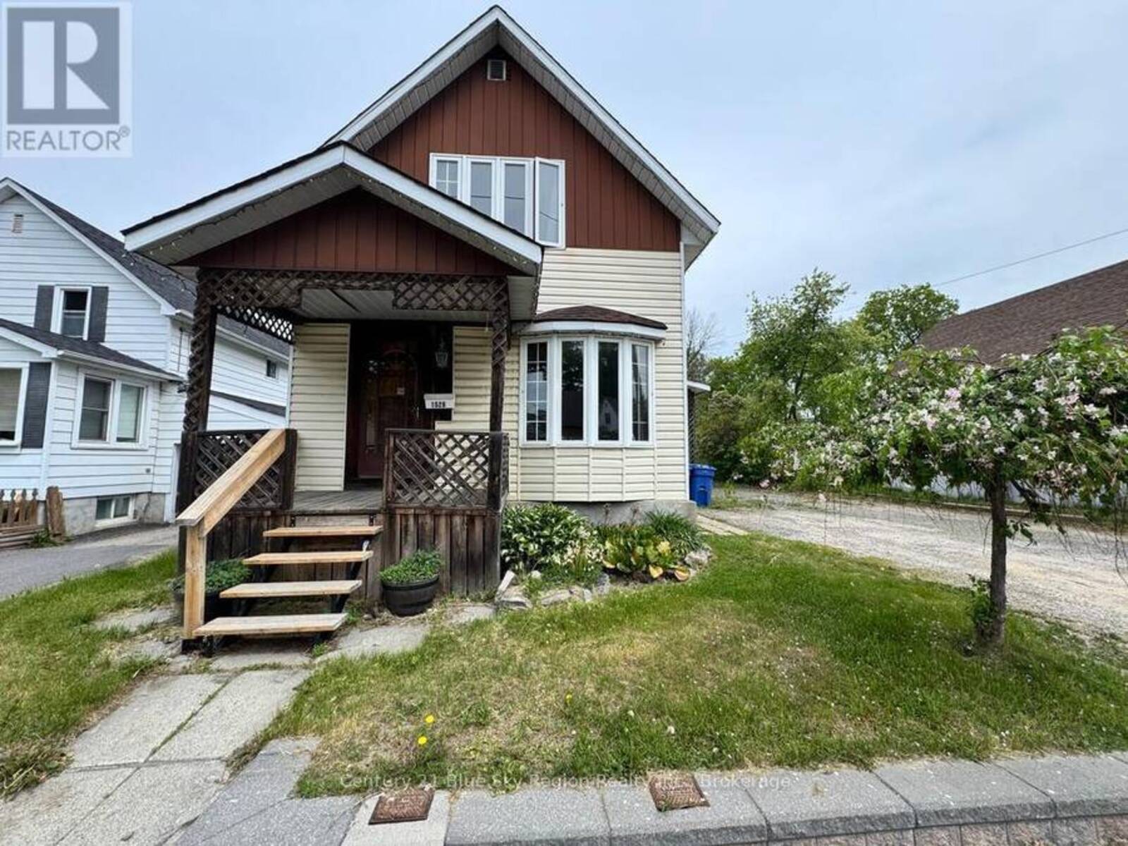 1528 CASSELLS STREET, North Bay, Ontario P1B 4C4