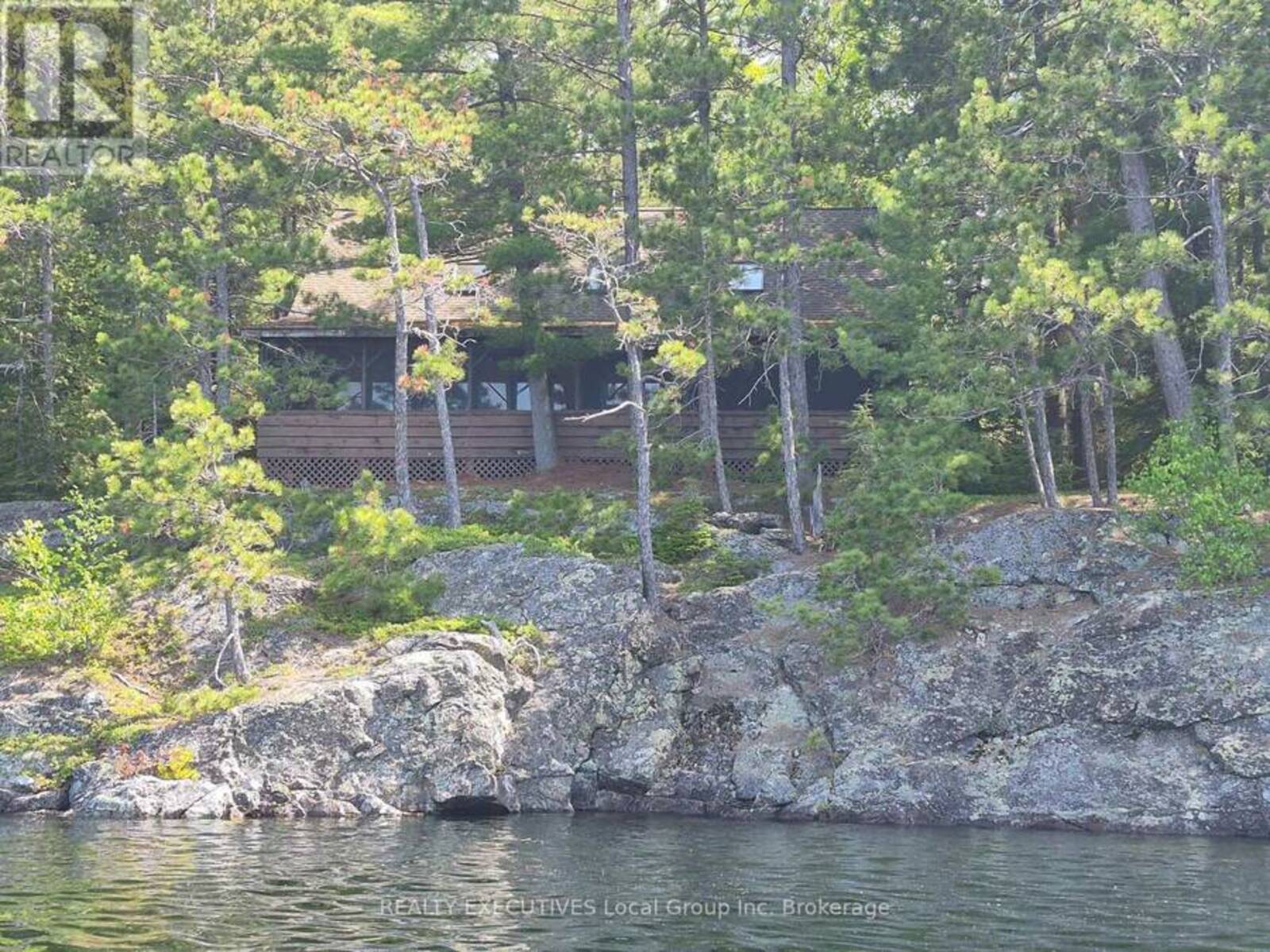 758 ISLAND, Temagami, Ontario P0H 2H0