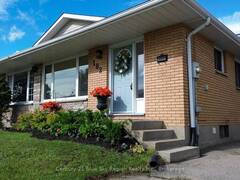 102 LEE AVENUE North Bay Ontario, P1A 2J9