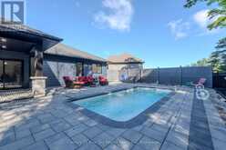 51 WELKIN GROVE | North Bay Ontario | Slide Image Eight