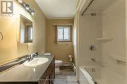 745 MORIN STREET | North Bay Ontario | Slide Image Thirteen