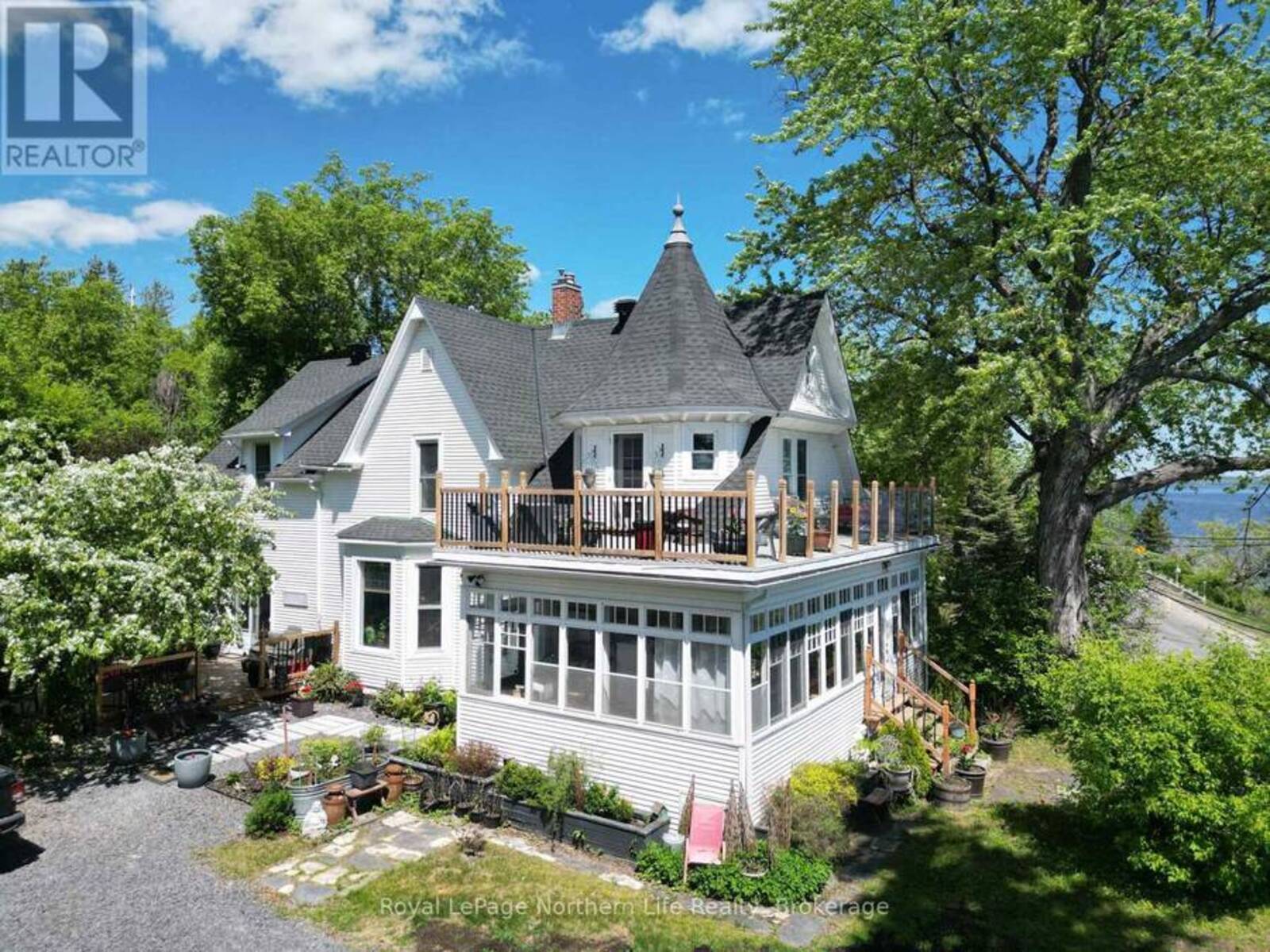 758 LAKE SHORE ROAD, Temiskaming Shores, Ontario P0J 1K0