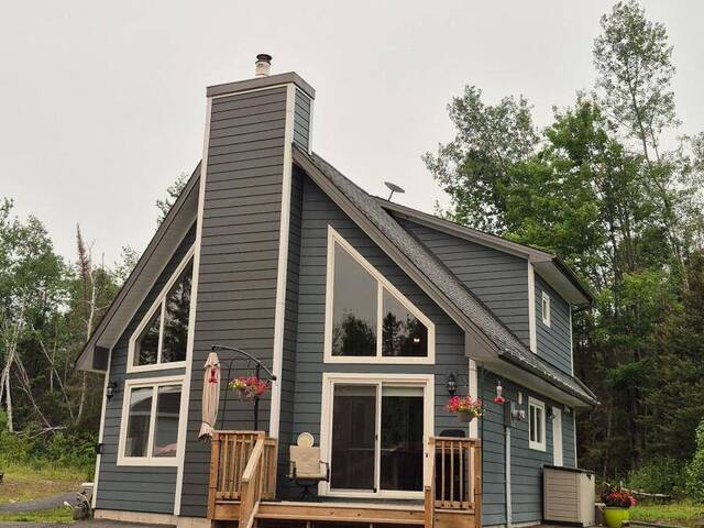 1856 PAPINEAU ROAD Mattawan Ontario, P0H 1V0 - 3 Bedrooms Home For Sale